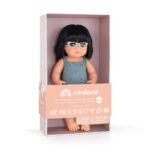 Boneca Asiática com Óculos e Macacão Chumbo 38cm - Image 3