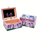 Caixa de jóias musical ‘Ethereal’ com suporte para anéis e espelho largo ‘Happy Birds’ - Image 5