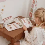 Livro Dress Up - Rosa & Friends - Image 3