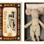 Rato Irmão Mais Novo na Caixa de Fósforos – Maileg