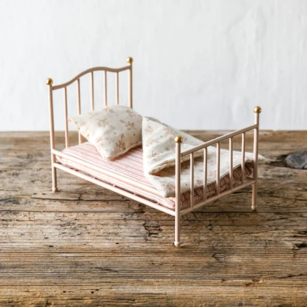 Cama Vintage para Rato da Maileg, em Rosa - Image 4
