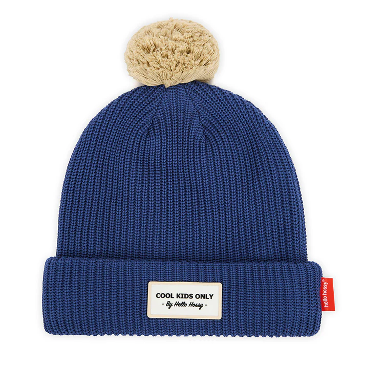 bonnet-enfants-bebes-avec-pompon-bleu-nuit-hello-hossy Gorro de Malha - Block Night | Hello Hossy - Image 1