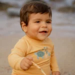 T-Shirt de Praia | Manga Comprida | Seashells Sunny Yellow - Image 6