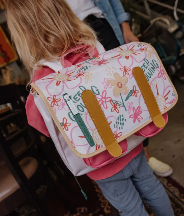 Mochila Escolar (A4) - Flower Artwork - Image 2