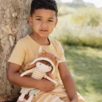 T-shirt Amarela com Bolso | Forest Friends - Image 2
