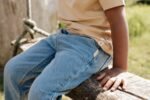 T-shirt Amarela com Bolso | Forest Friends - Image 5