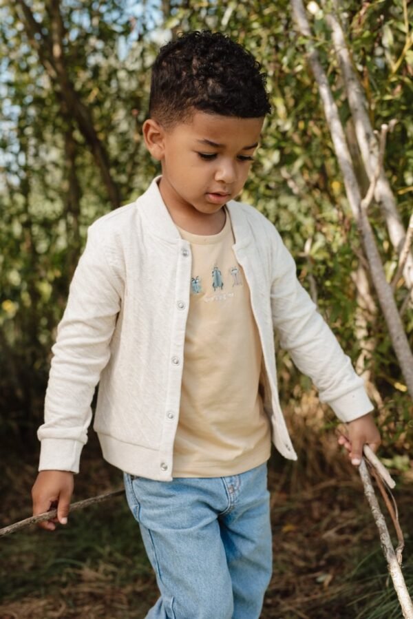 T-shirt Amarela com Bolso | Forest Friends - Image 10