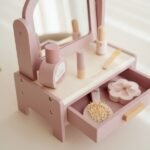 Pequena Mesa de Maquilhagem - Image 4