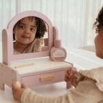 Pequena Mesa de Maquilhagem - Image 2