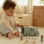 Carrinha da Polícia com Acessórios - Image 4