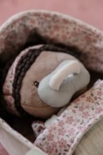 Boneca Bebé Evi com Alcofa - Image 5