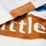 Toalha de praia Ocean World Brown Stripe | 60cm X 120cm - Image 2