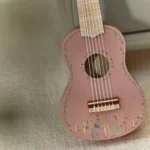 Guitarra de Madeira | Rosa | Safari Friends - Image 8